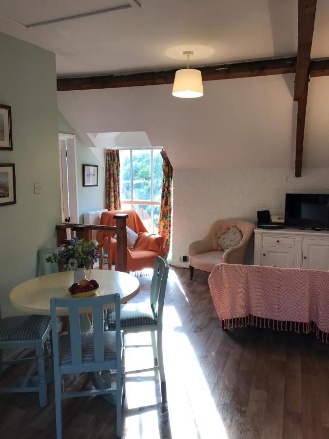 The Hayloft Apartment Abergavenny Exterior photo