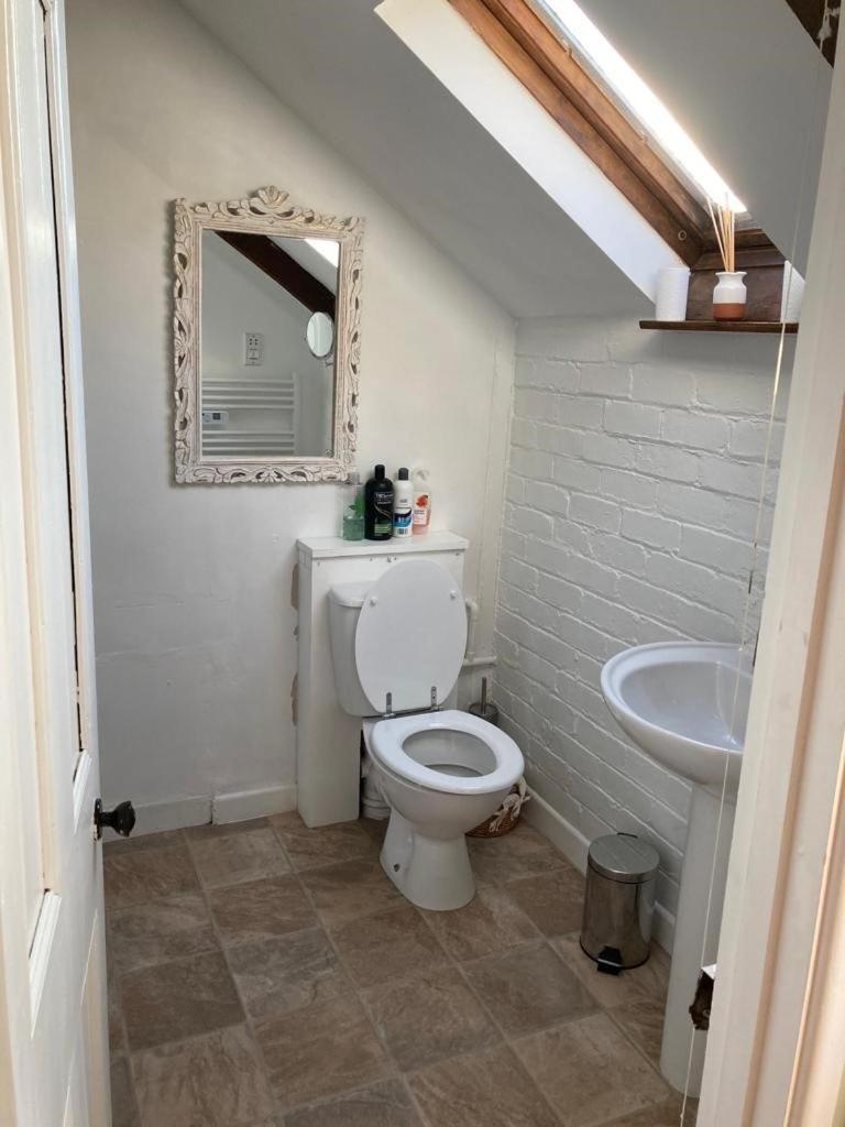 The Hayloft Apartment Abergavenny Exterior photo